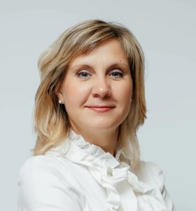 ІННА ІВЖЕНКО